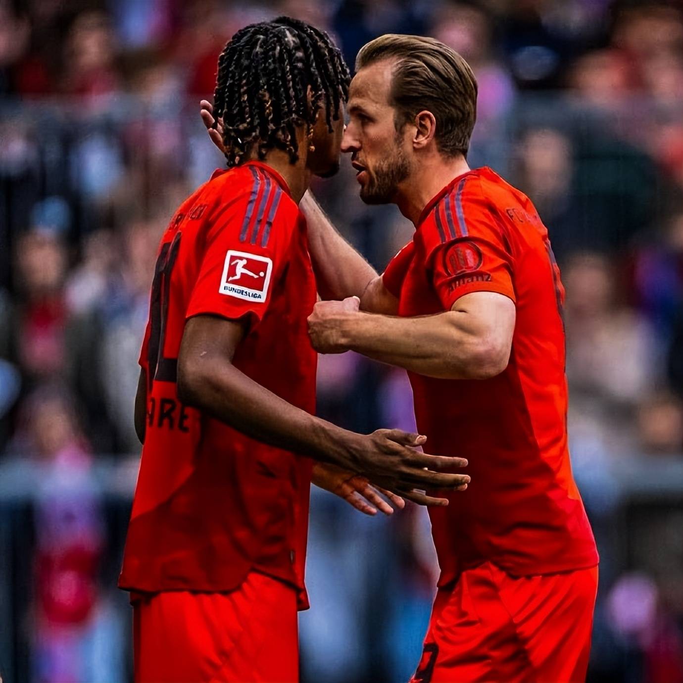 AYXSPORTS中国官网凯恩回归赛场，大胜首场状态亮眼，巴塞罗那观众沸腾！(凯恩比赛视频)